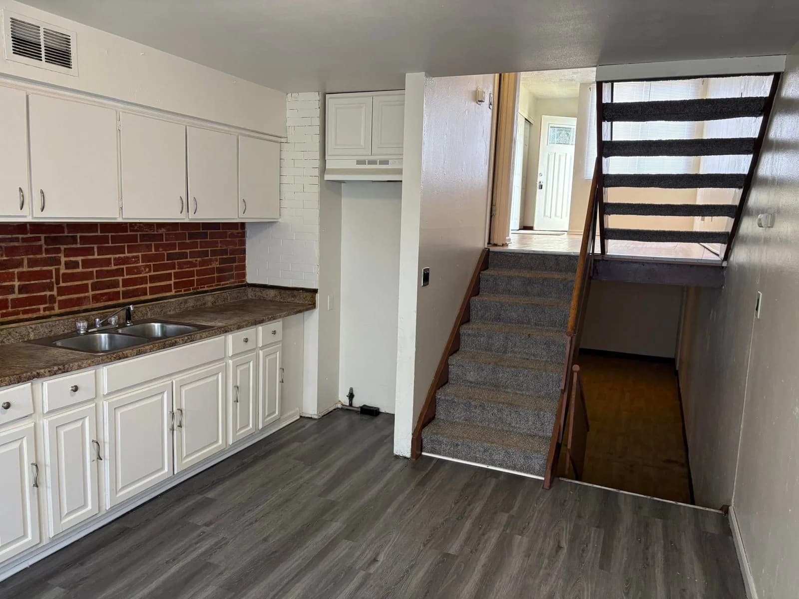 8866 95th, Milwaukee, WI 53224