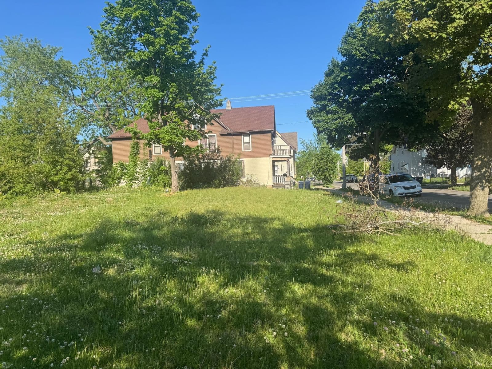 3250 15th, Milwaukee, WI 53206