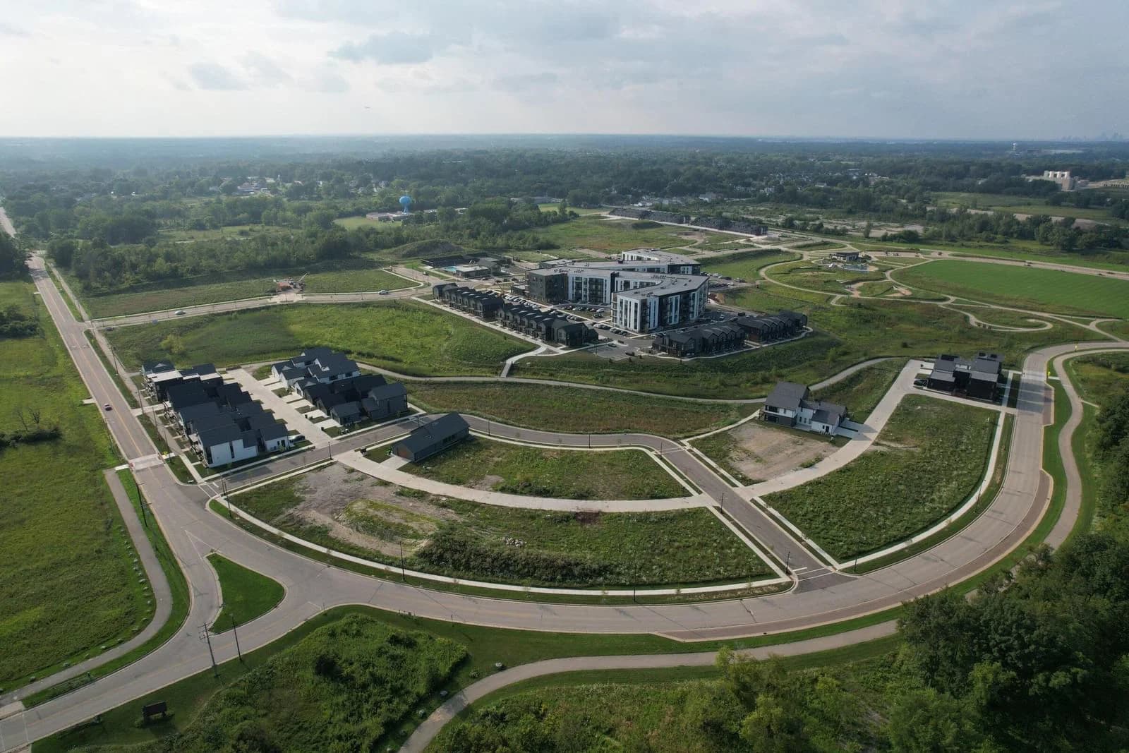 9463 Lake Vista 5