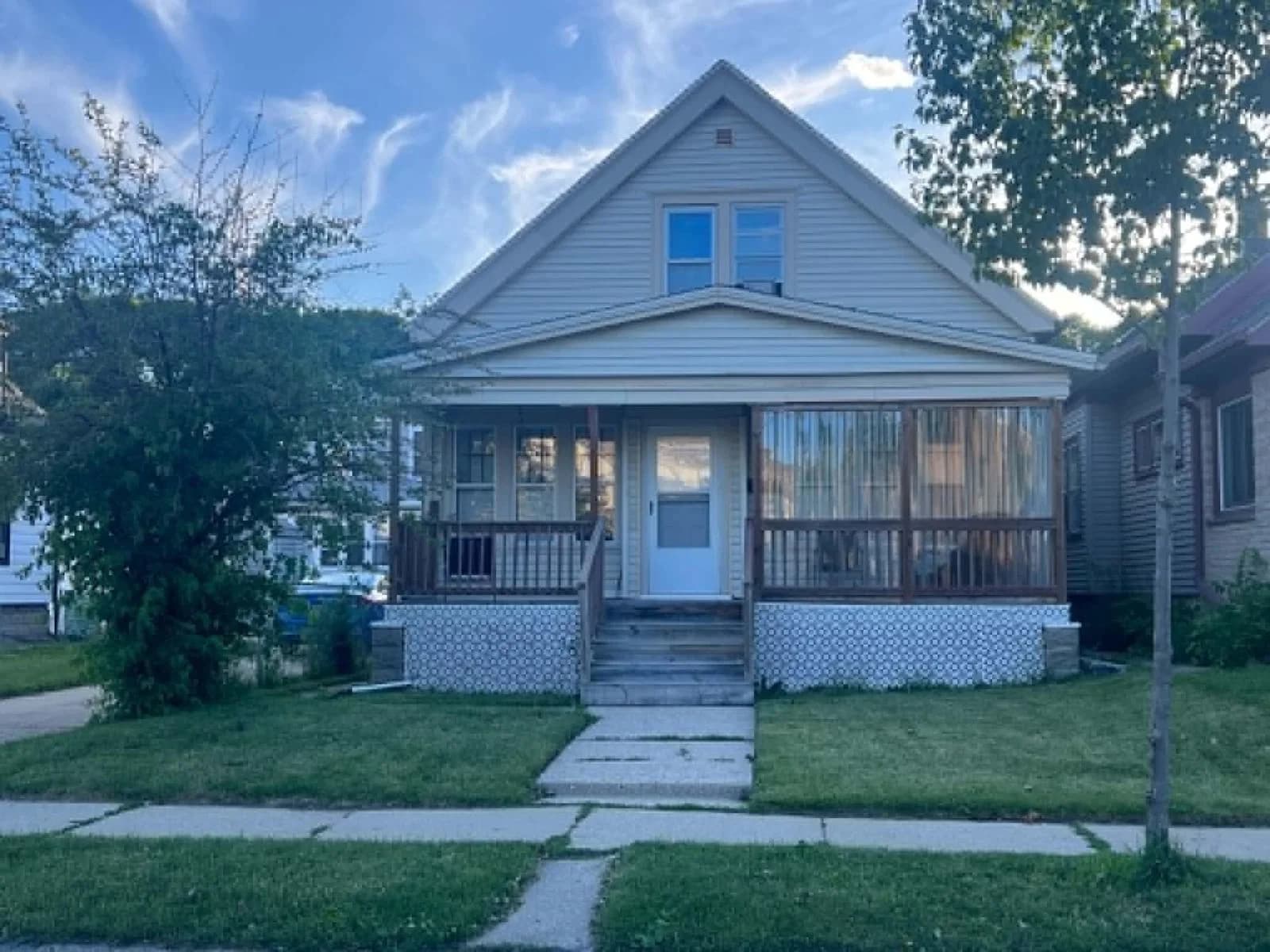 2123 74th, Milwaukee, WI 53219