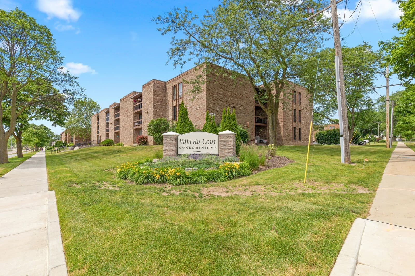 3609 Tucker, Milwaukee, WI 53222