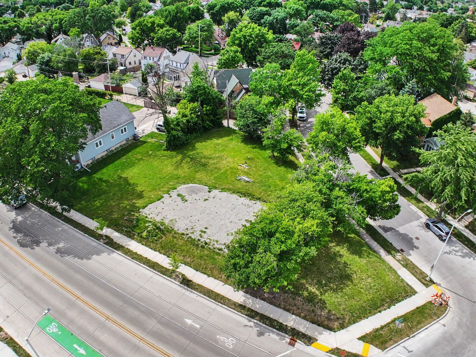 66 Beloit, West Allis, WI 53219