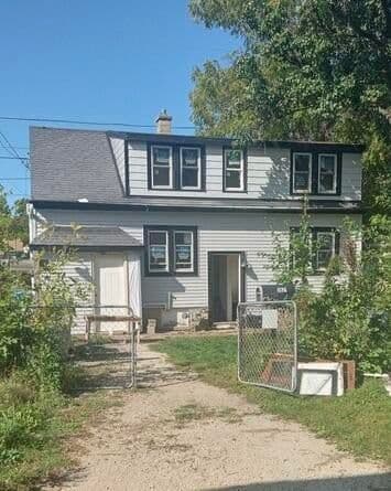 5921 37th, Milwaukee, WI 53209