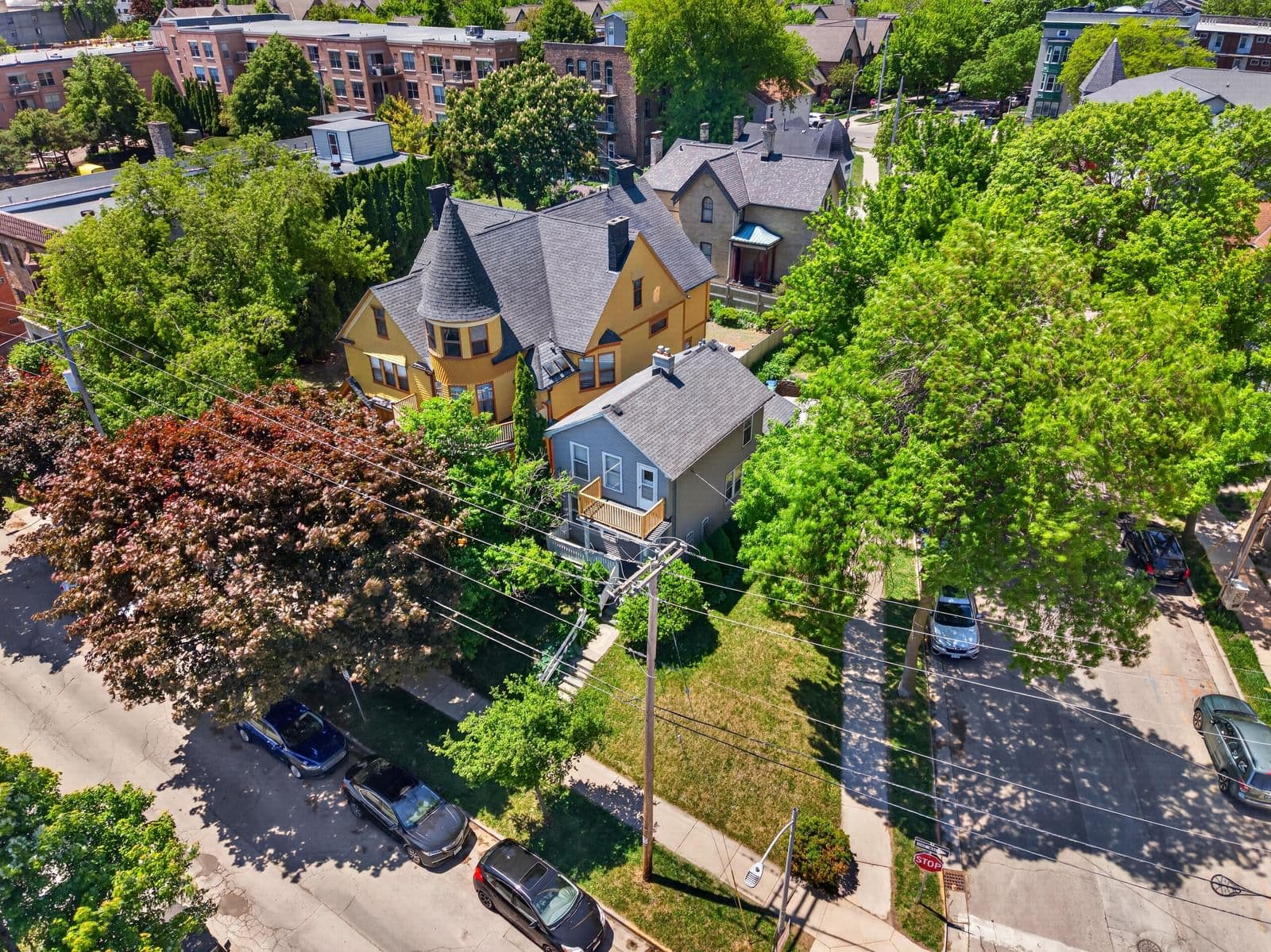 1463 Franklin, Milwaukee, WI 53202