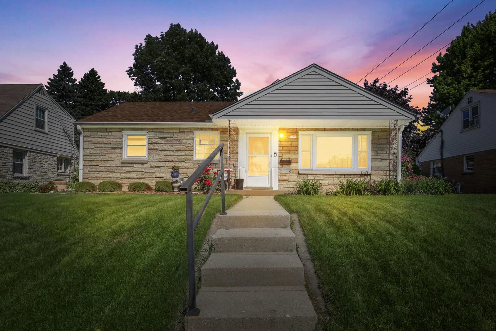 4310 Anthony, Greenfield, WI 53219