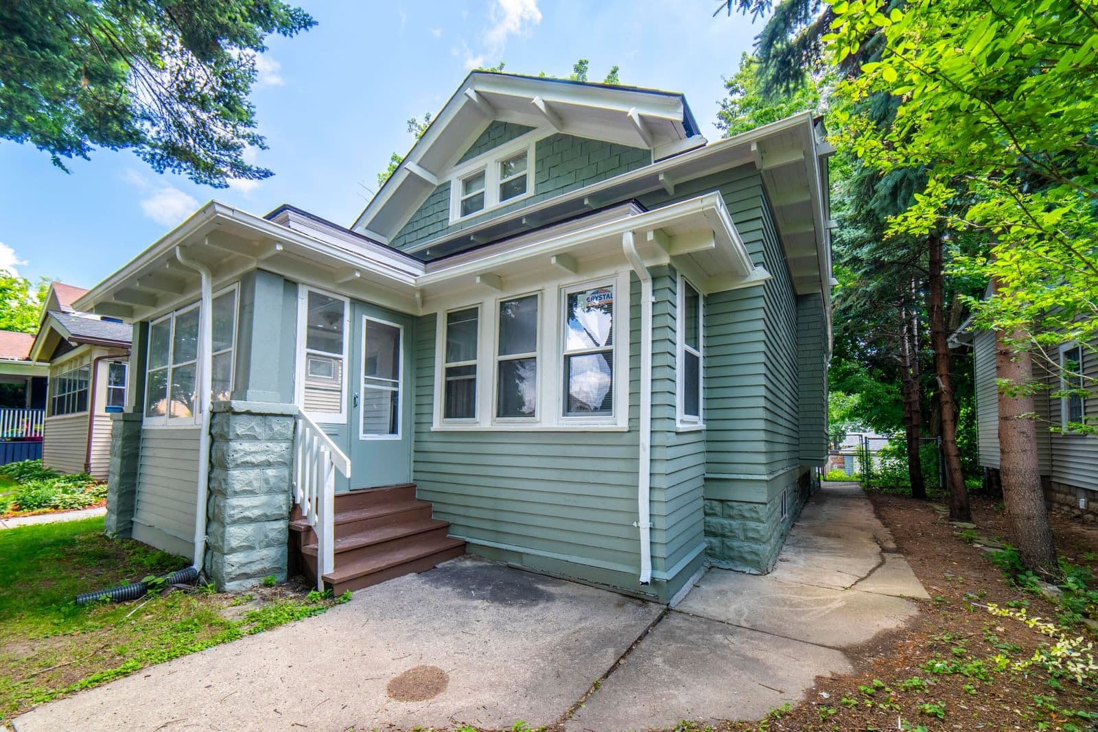 2222 51st, Milwaukee, WI 53208