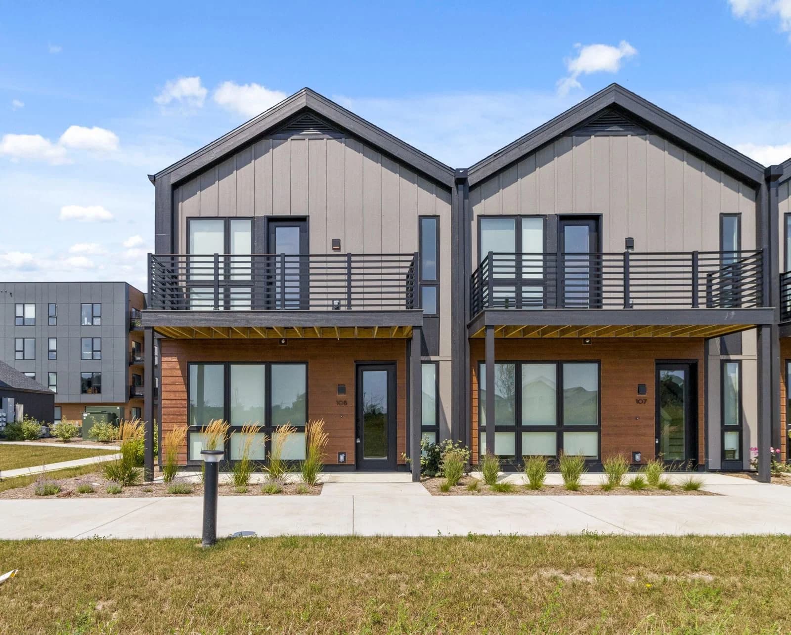 4199 Hemlock 4