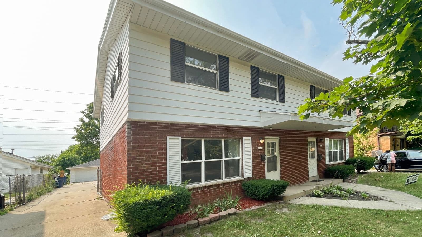 6451 73rd, Milwaukee, WI 53223