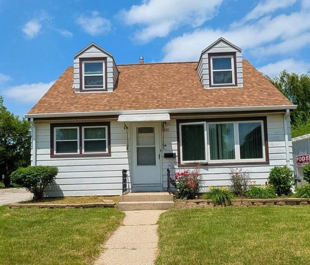 5800 Custer, Milwaukee, WI 53218