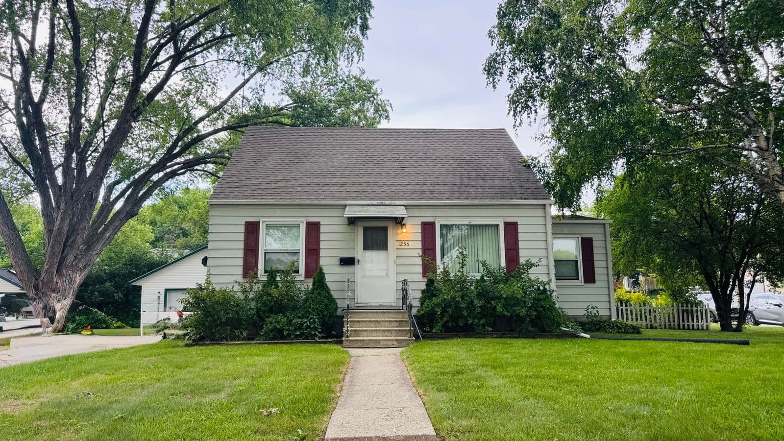 1236 104th, West Allis, WI 53214