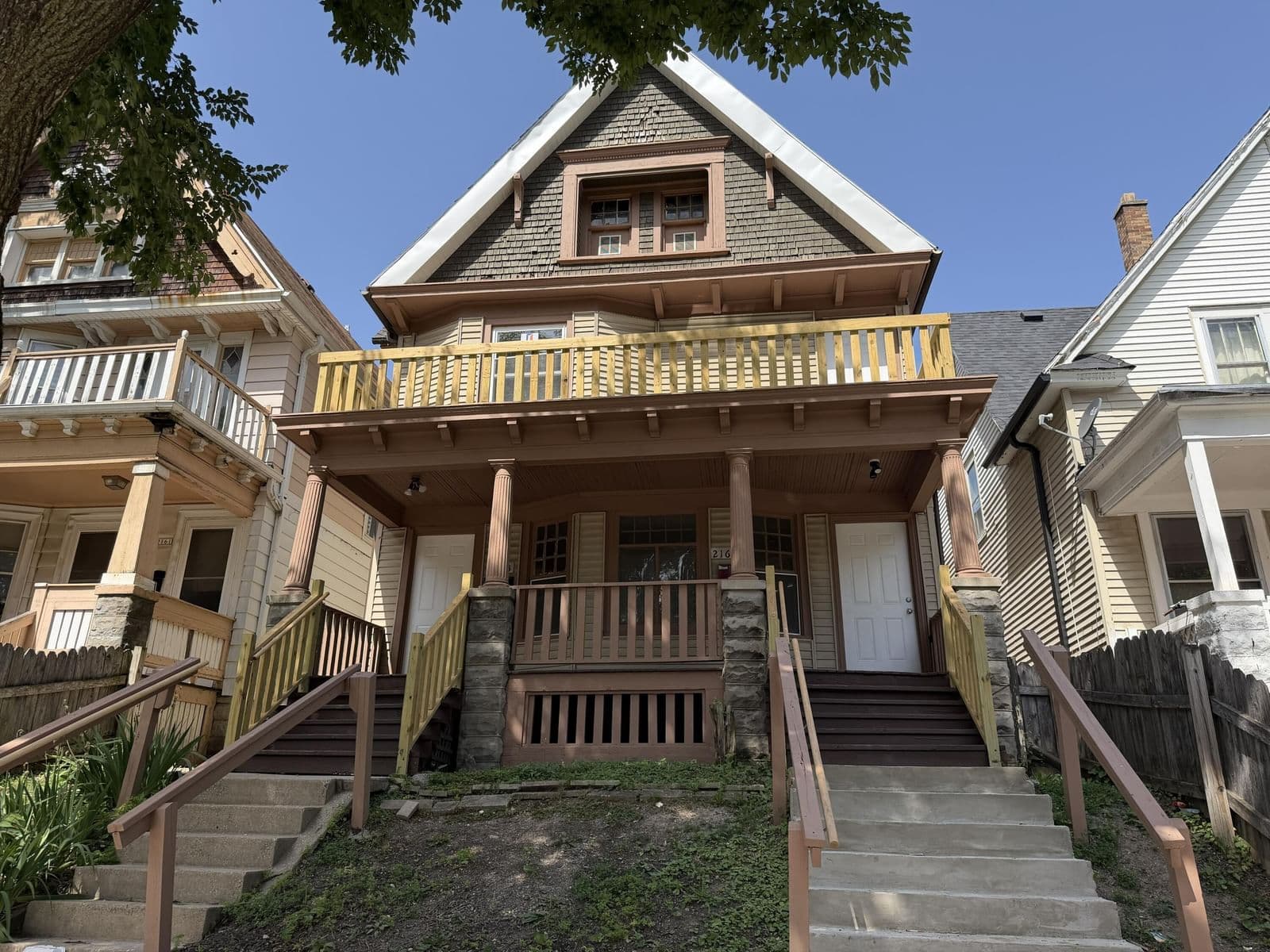 2163 41st, Milwaukee, WI 53208