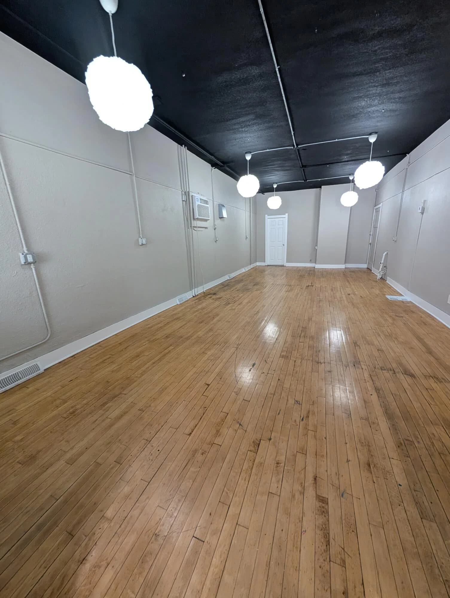 5316 Center 4