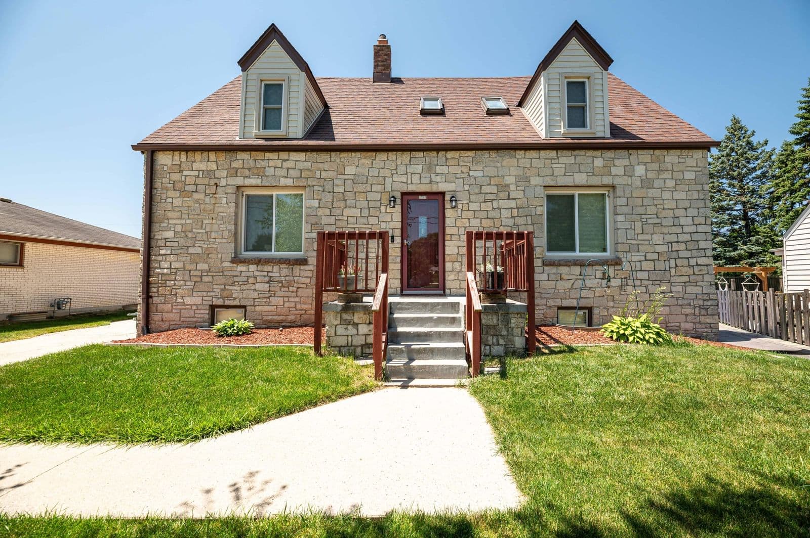 5949 31st, Greenfield, WI 53221