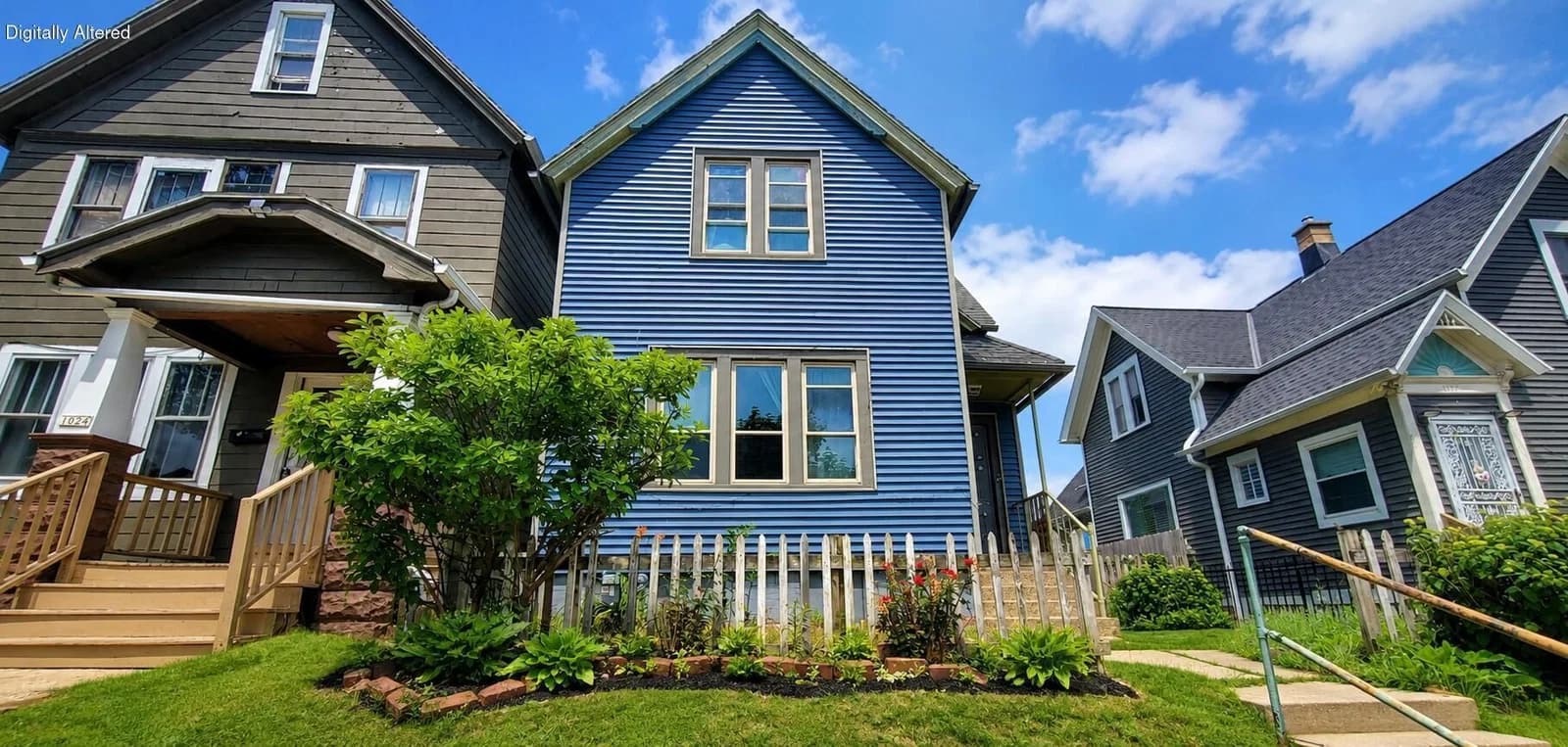 1028 32nd, Milwaukee, WI 53215