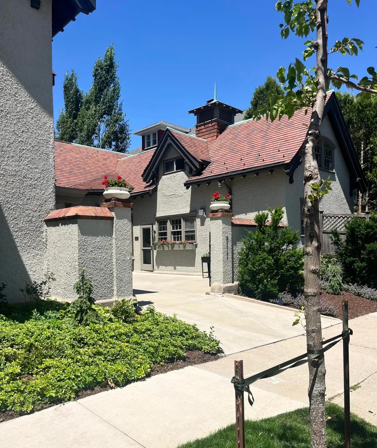 2928 Kenwood 3