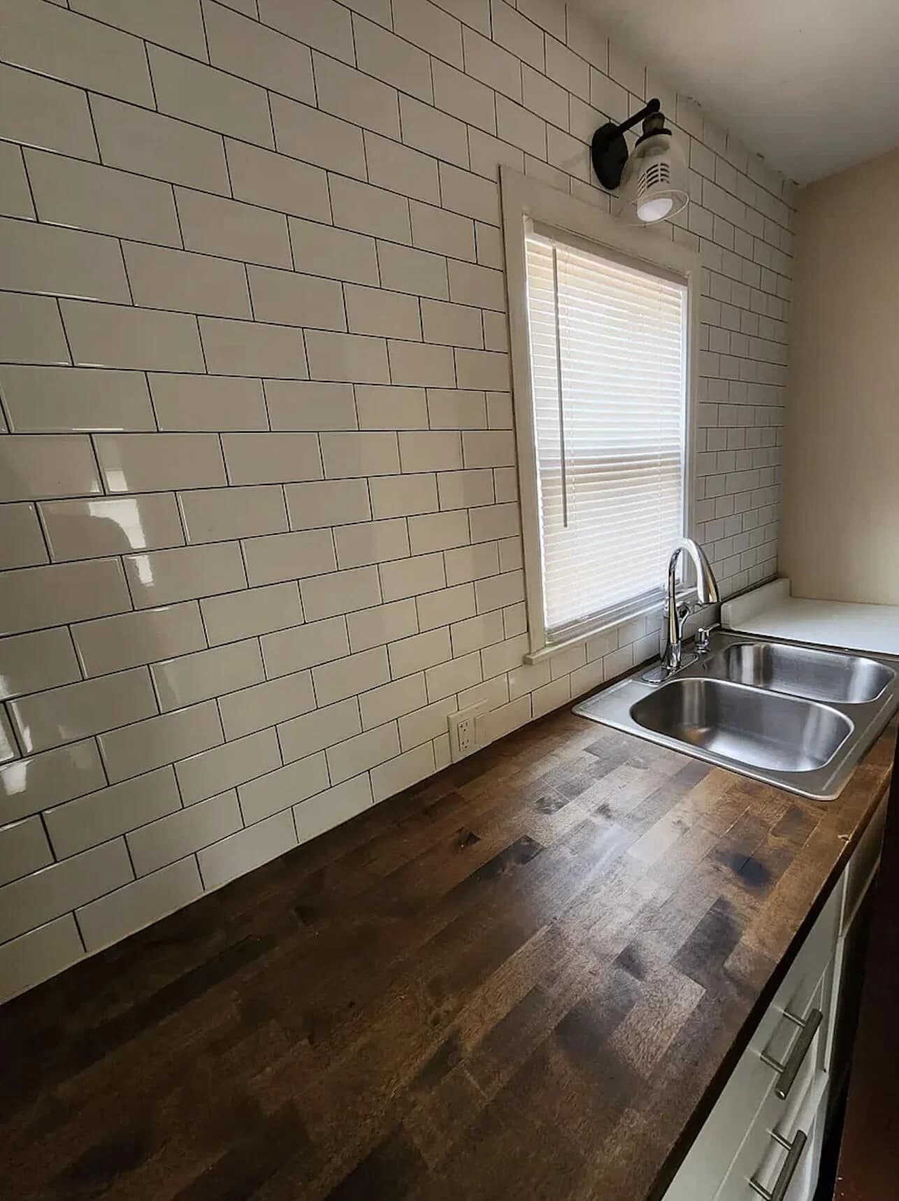 8621 Granville, Milwaukee, WI 53224
