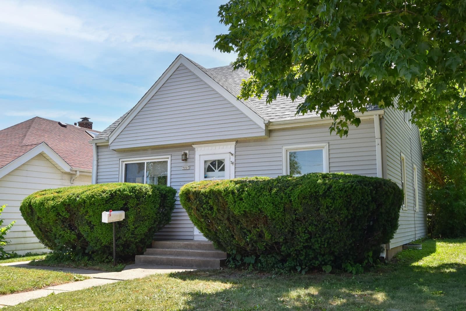 9007 Greenfield 2