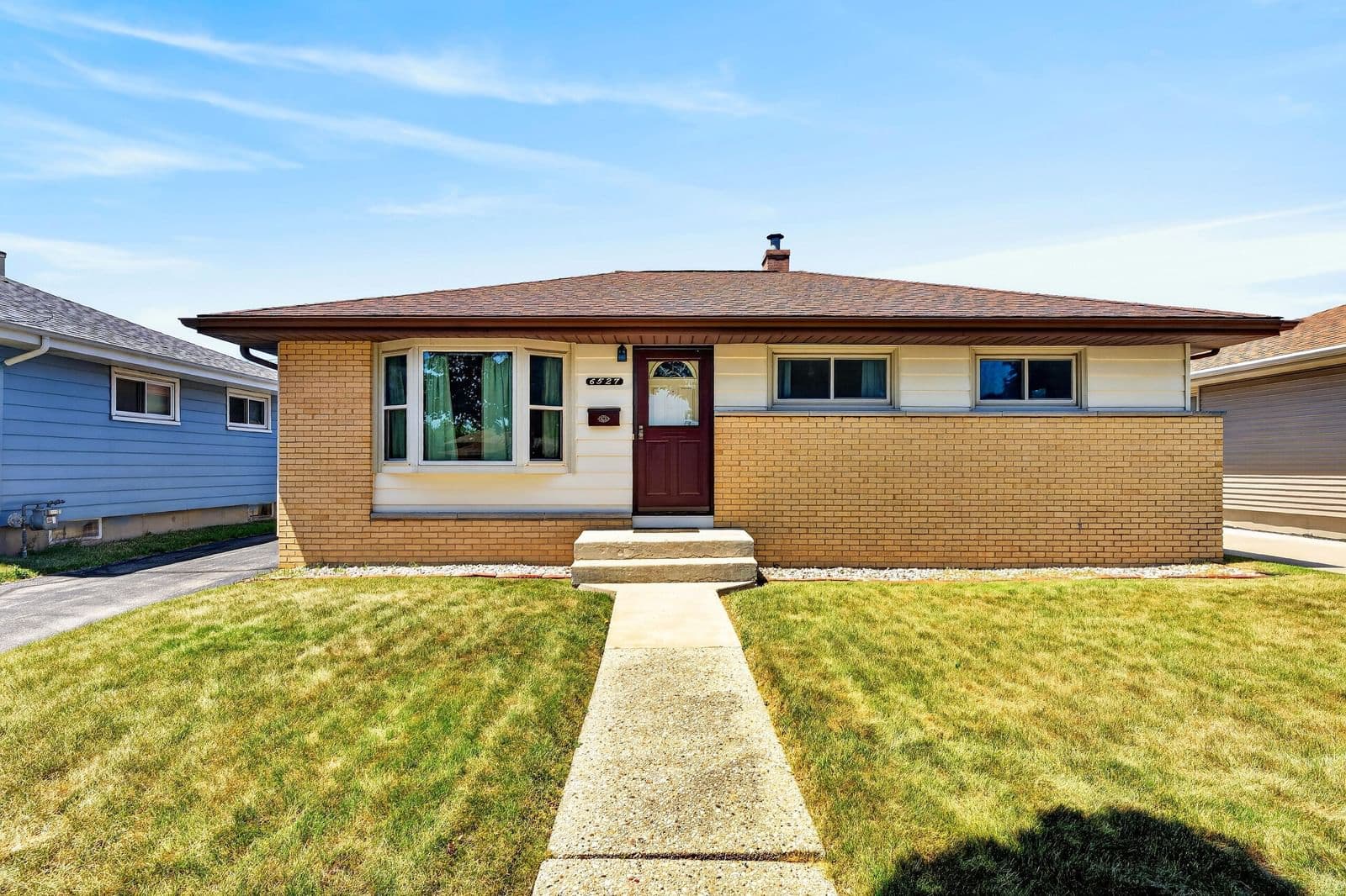 6527 18th, Milwaukee, WI 53221