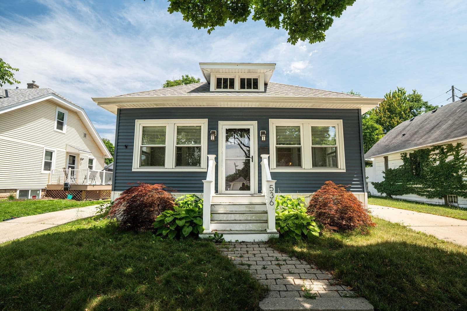 536 61st, Wauwatosa, WI 53213