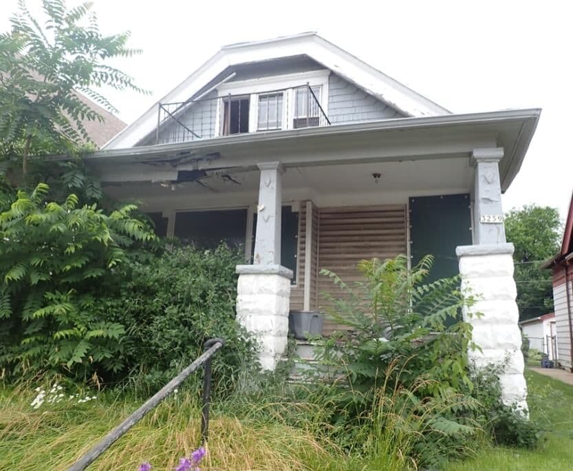 3259 27th, Milwaukee, WI 53216