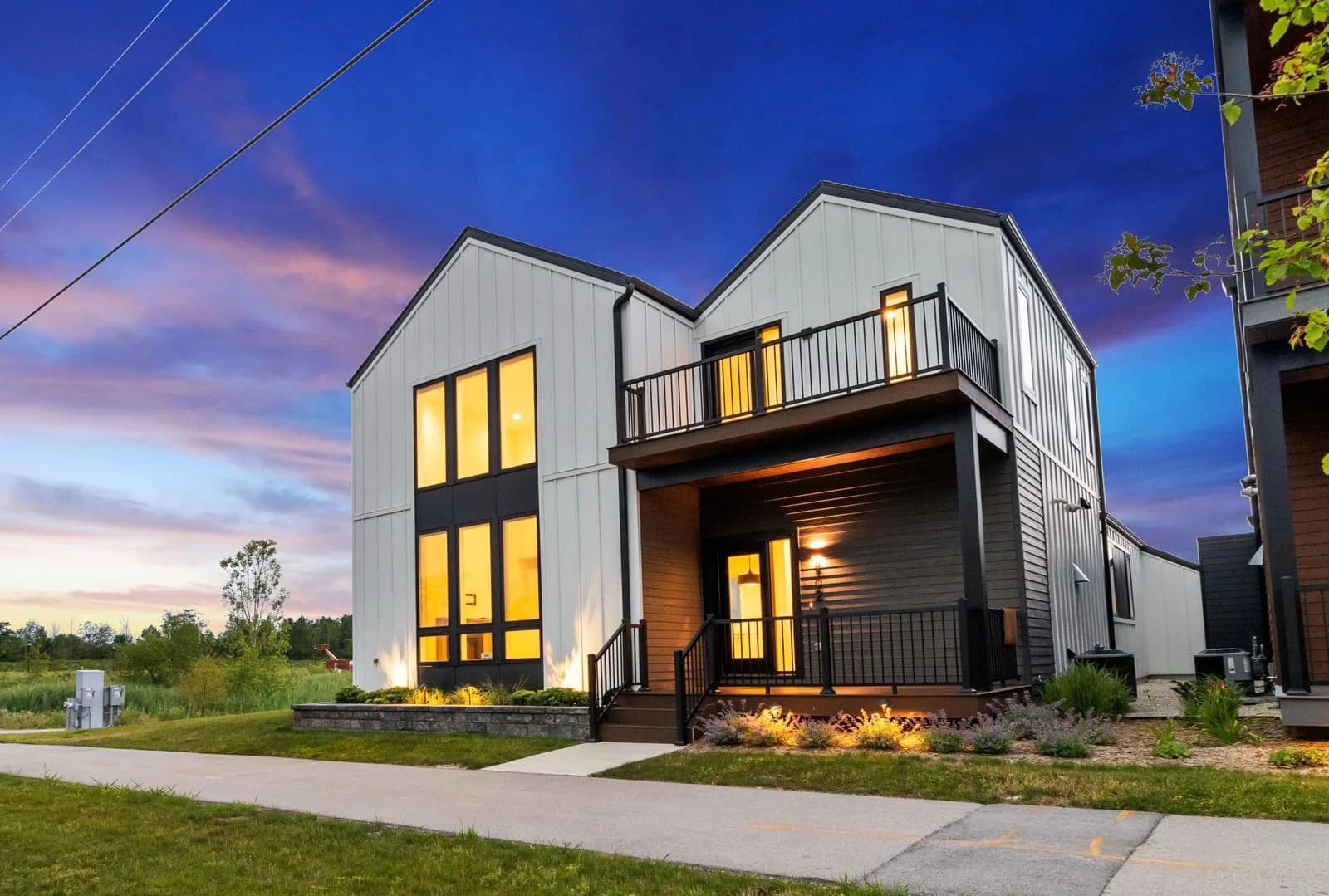 4192 Lake Vista, Oak Creek, WI 53154