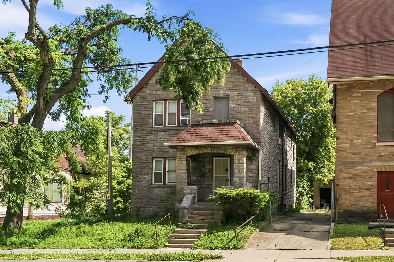 117 Chambers, Milwaukee, WI 53212
