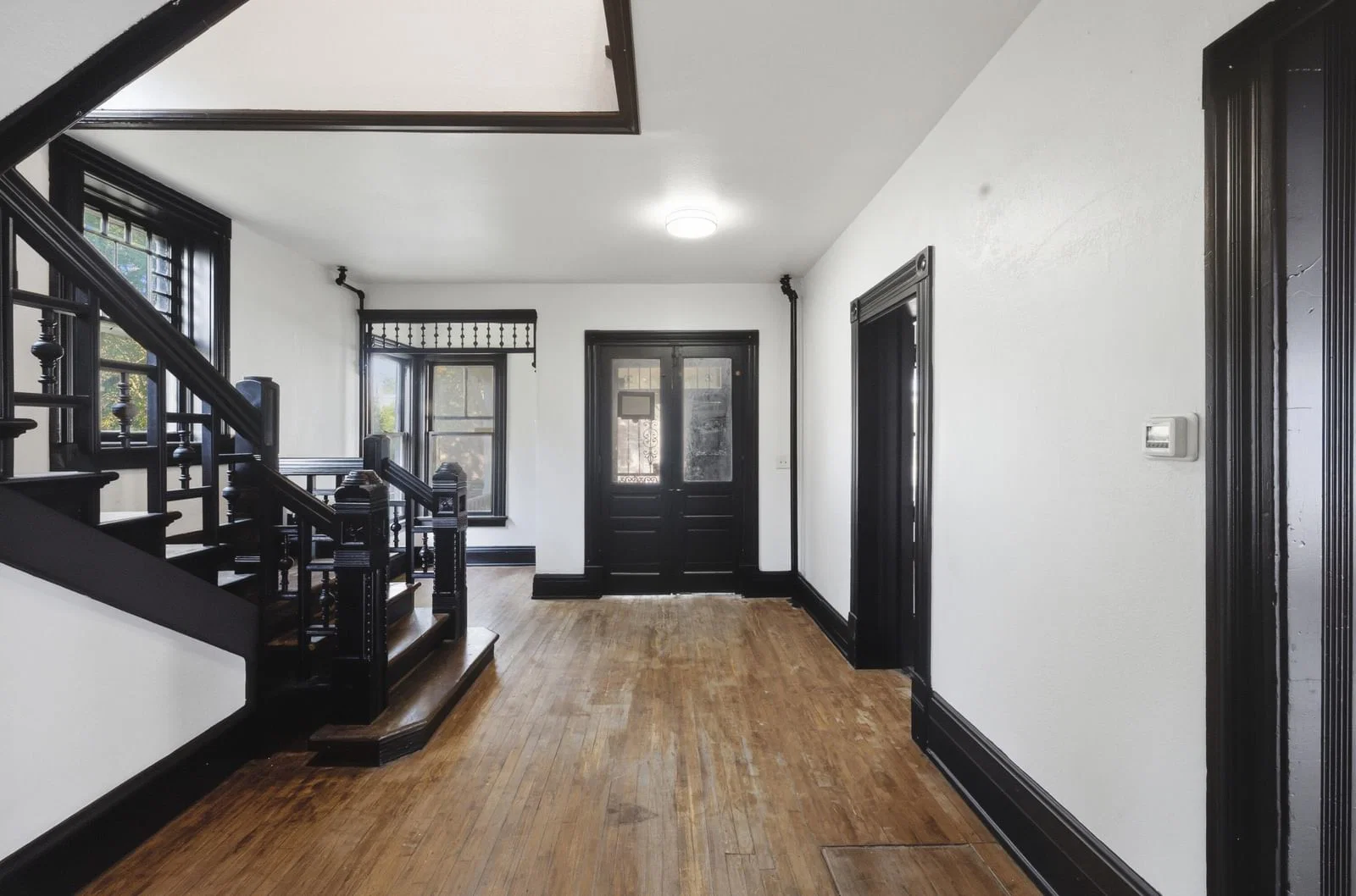 807 23rd, Milwaukee, WI 53233