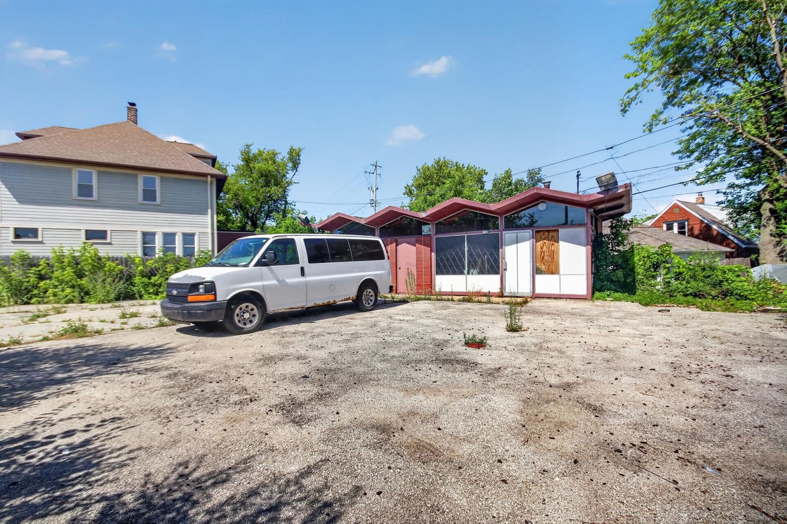 5850 Appleton, Milwaukee, WI 53210