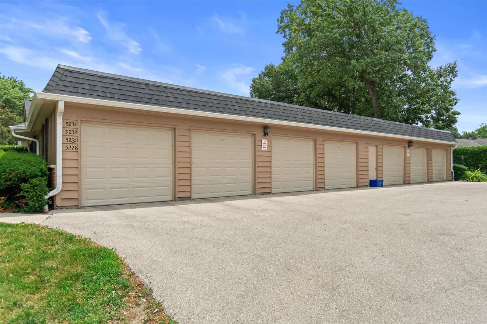 5228 Woodbridge 3