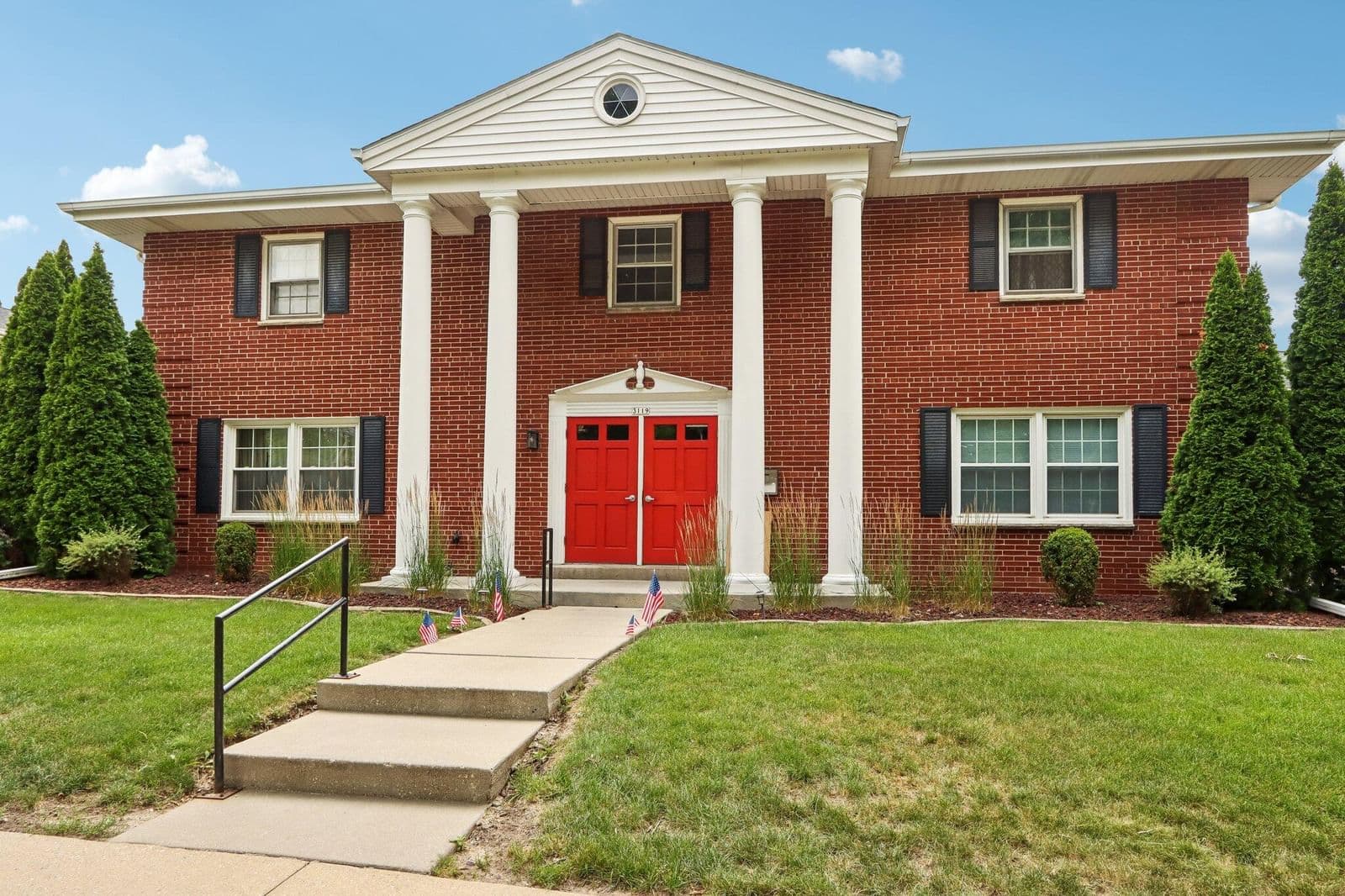 3119 122nd, West Allis, WI 53227