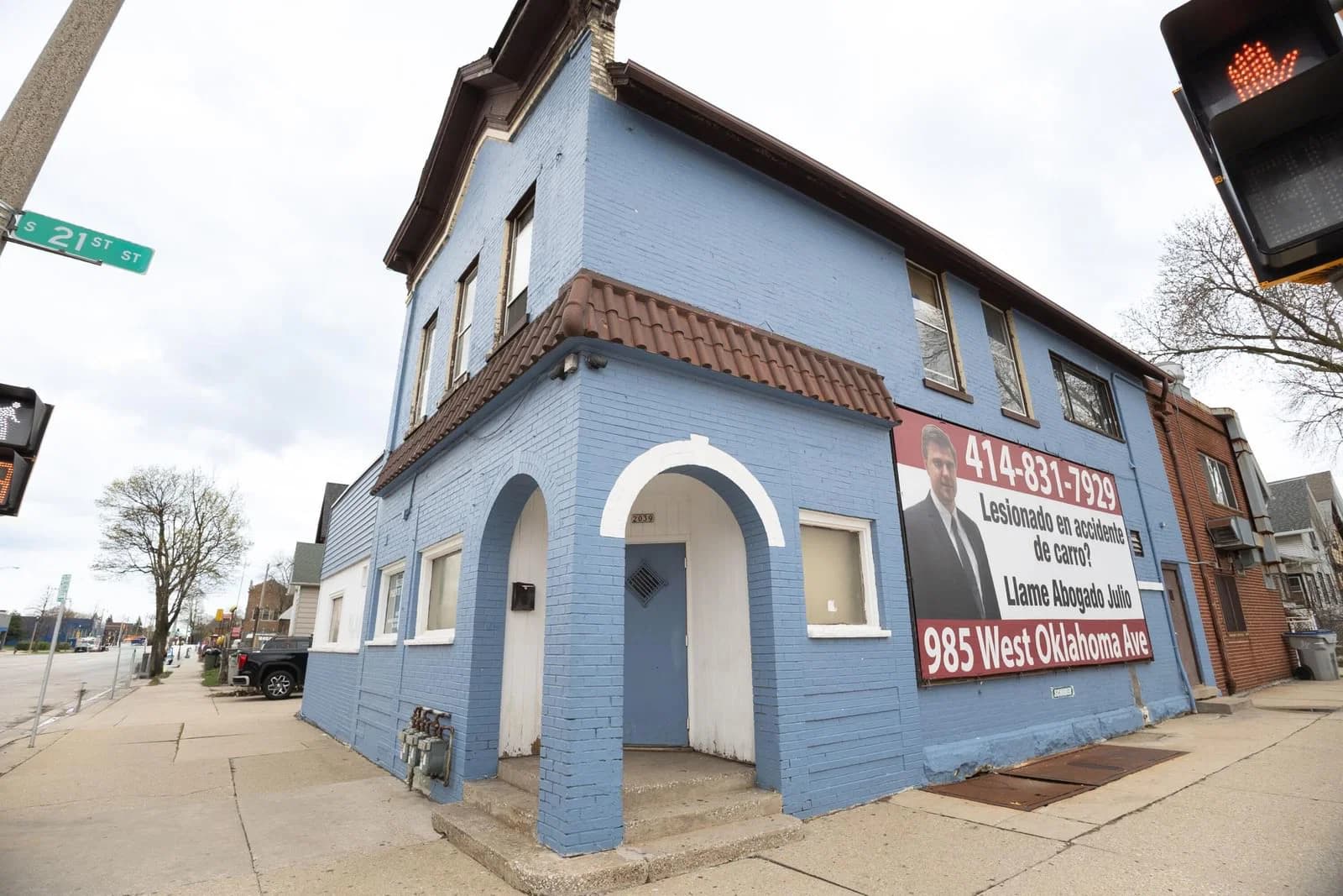 2037 National, Milwaukee, WI 53204