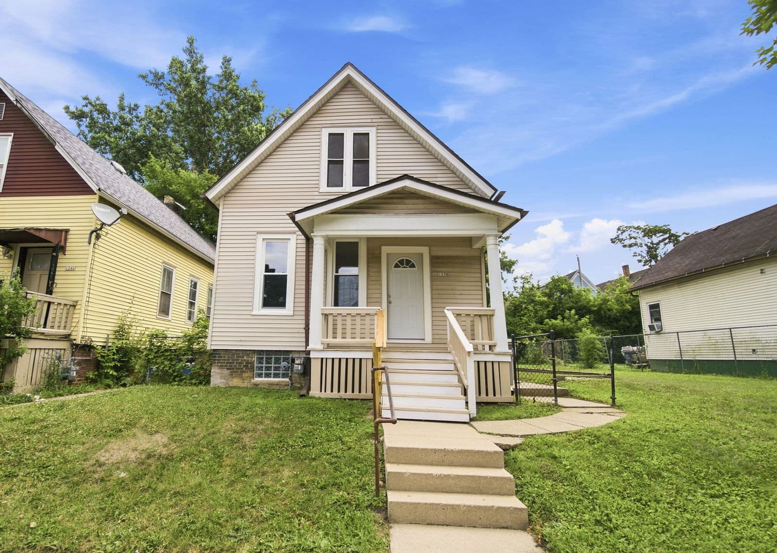 1238 26th, Milwaukee, WI 53205