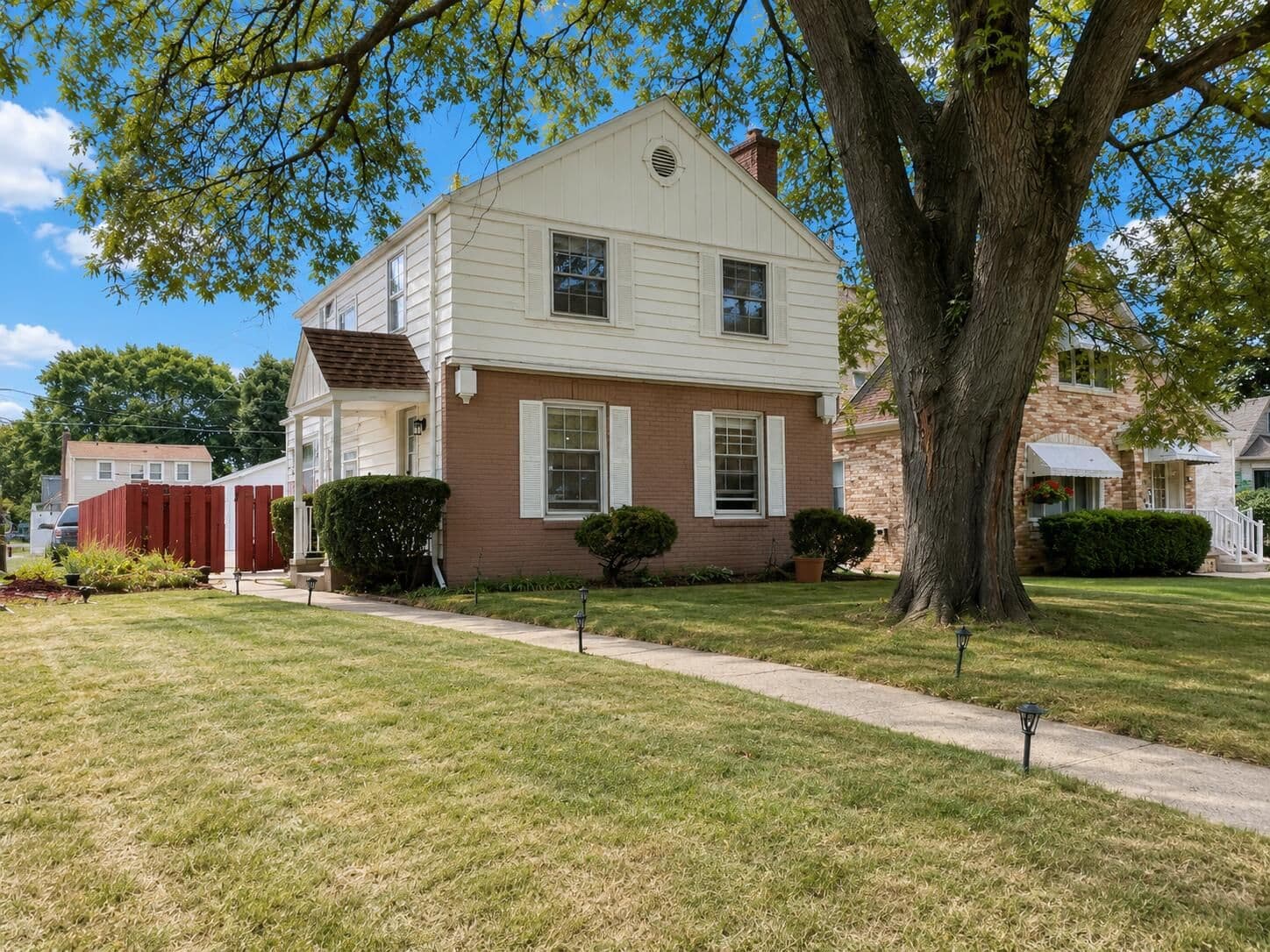 2423 60th, West Allis, WI 53219