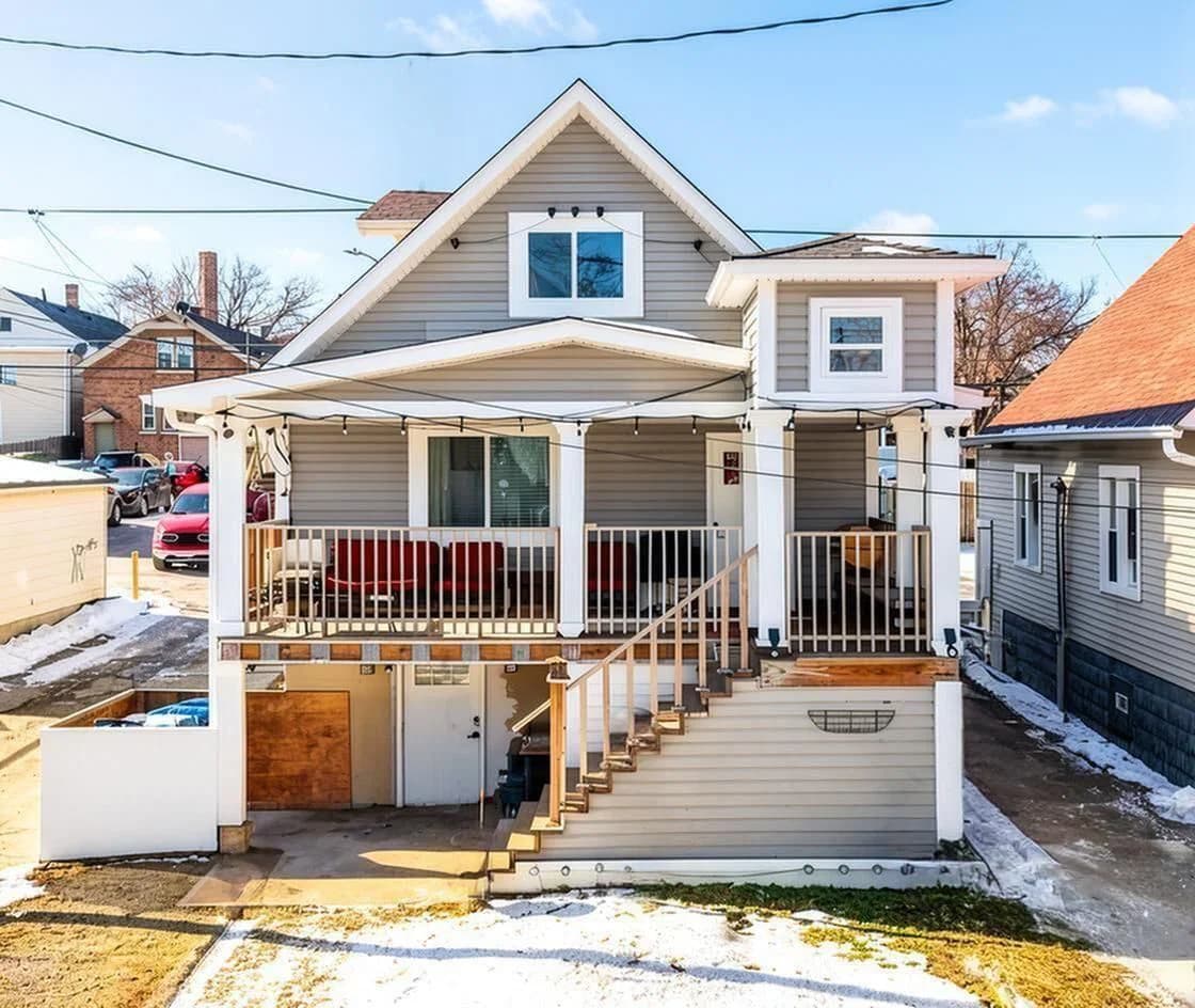 1963 7th, Milwaukee, WI 53204