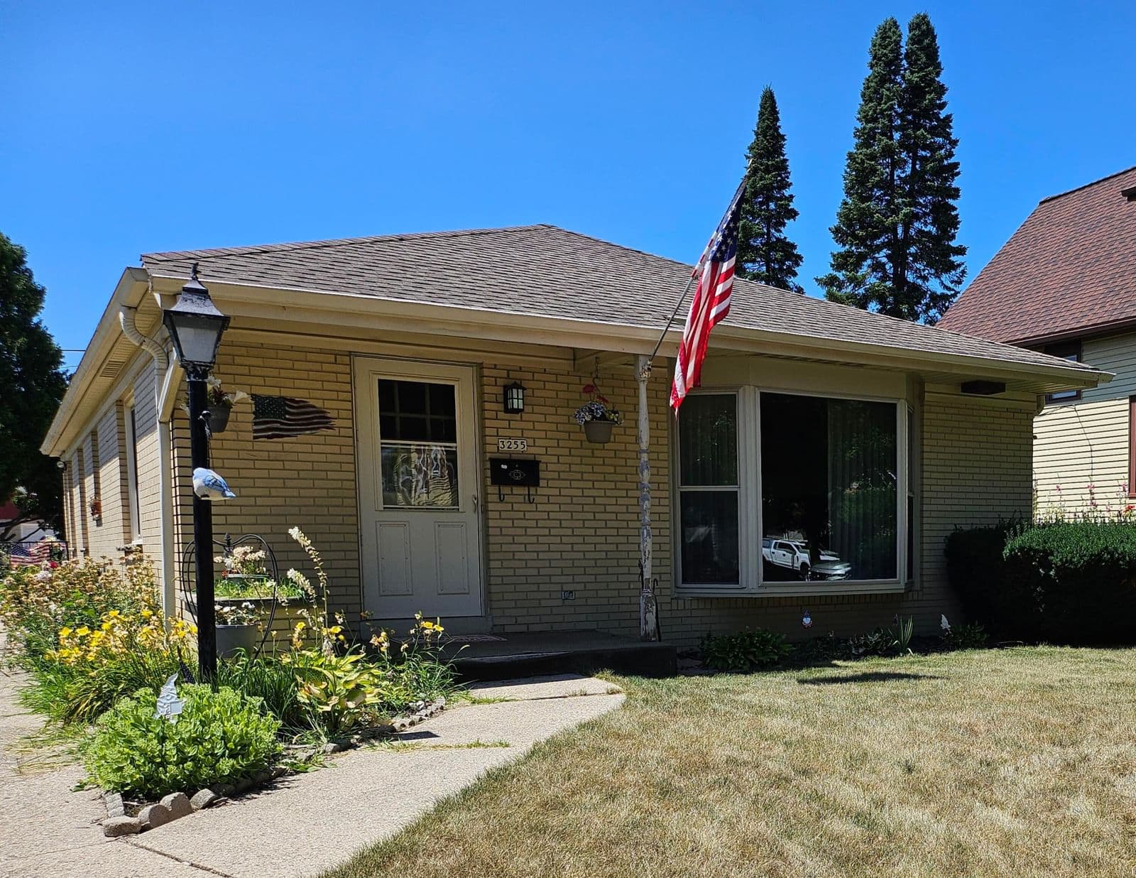 3255 Austin, Milwaukee, WI 53207