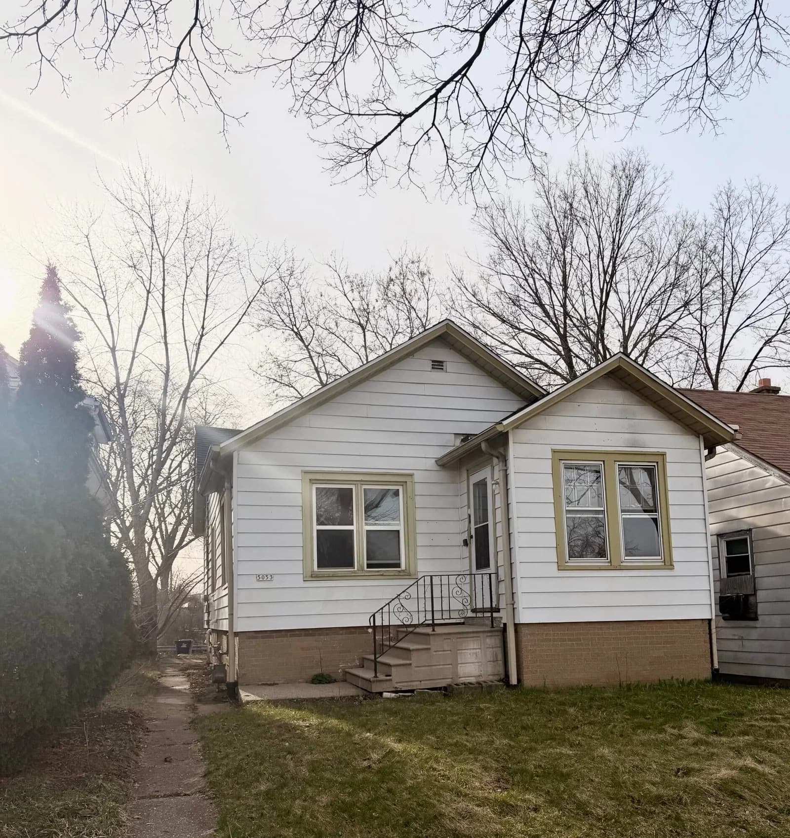 5053 28th, Milwaukee, WI 53209