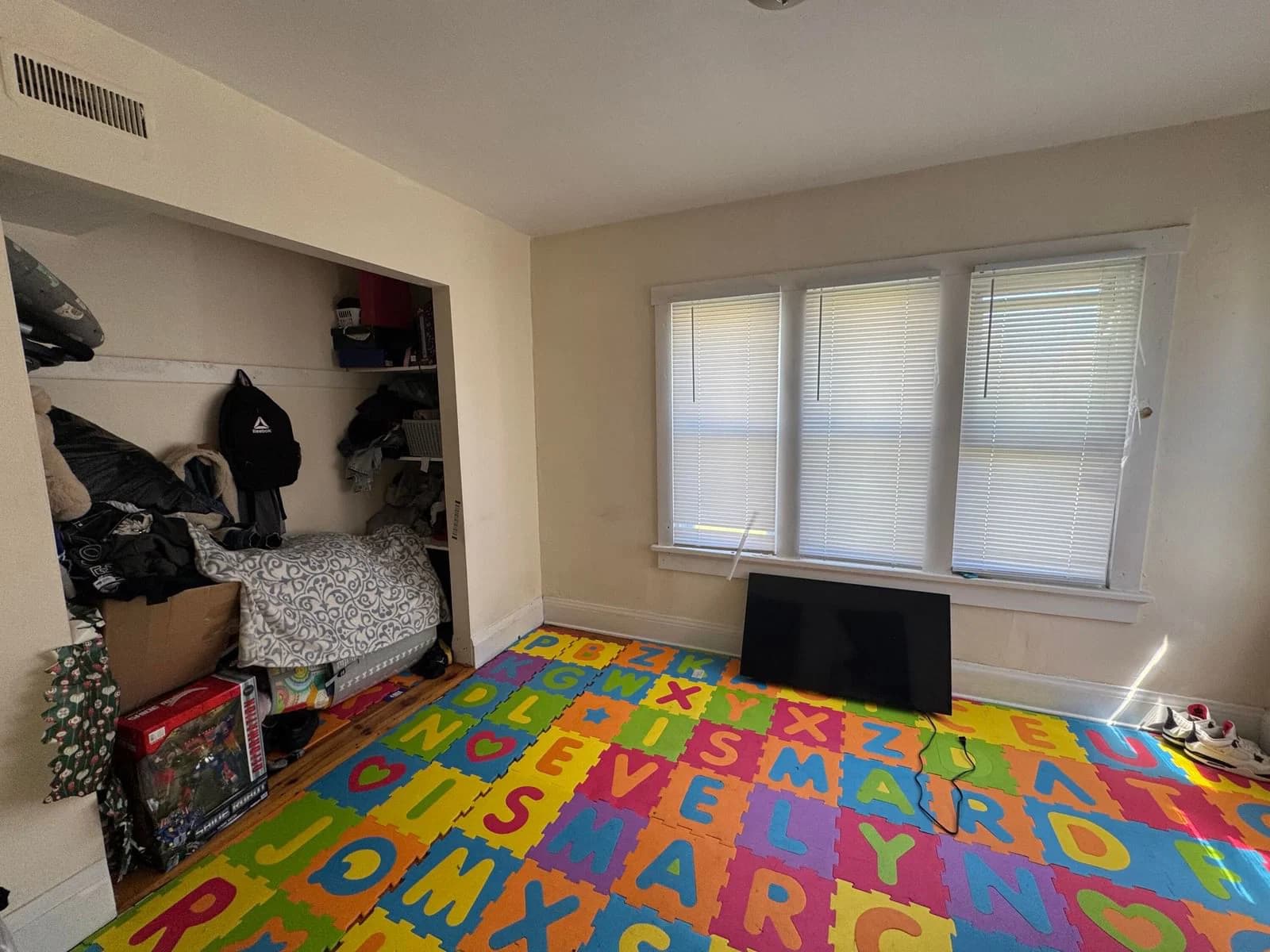 2767 Holton 5