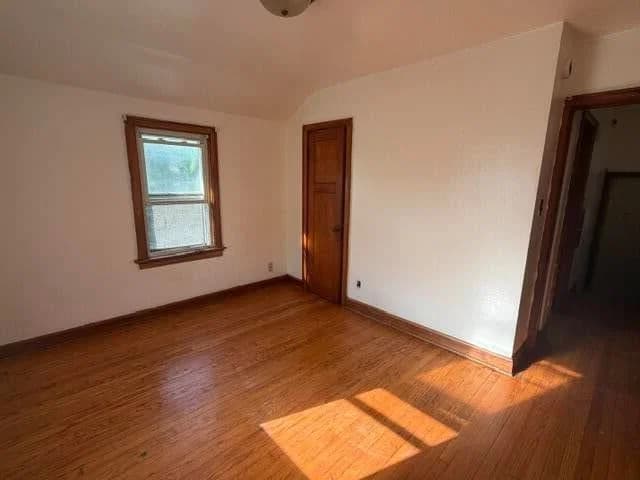 2428 Roosevelt 4