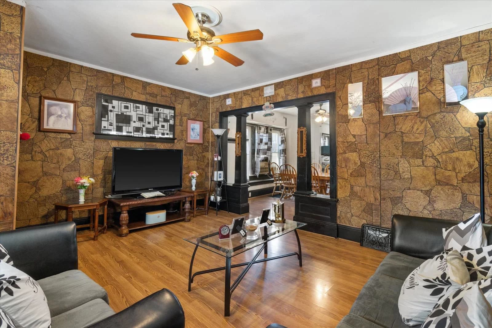 806 Lapham 4