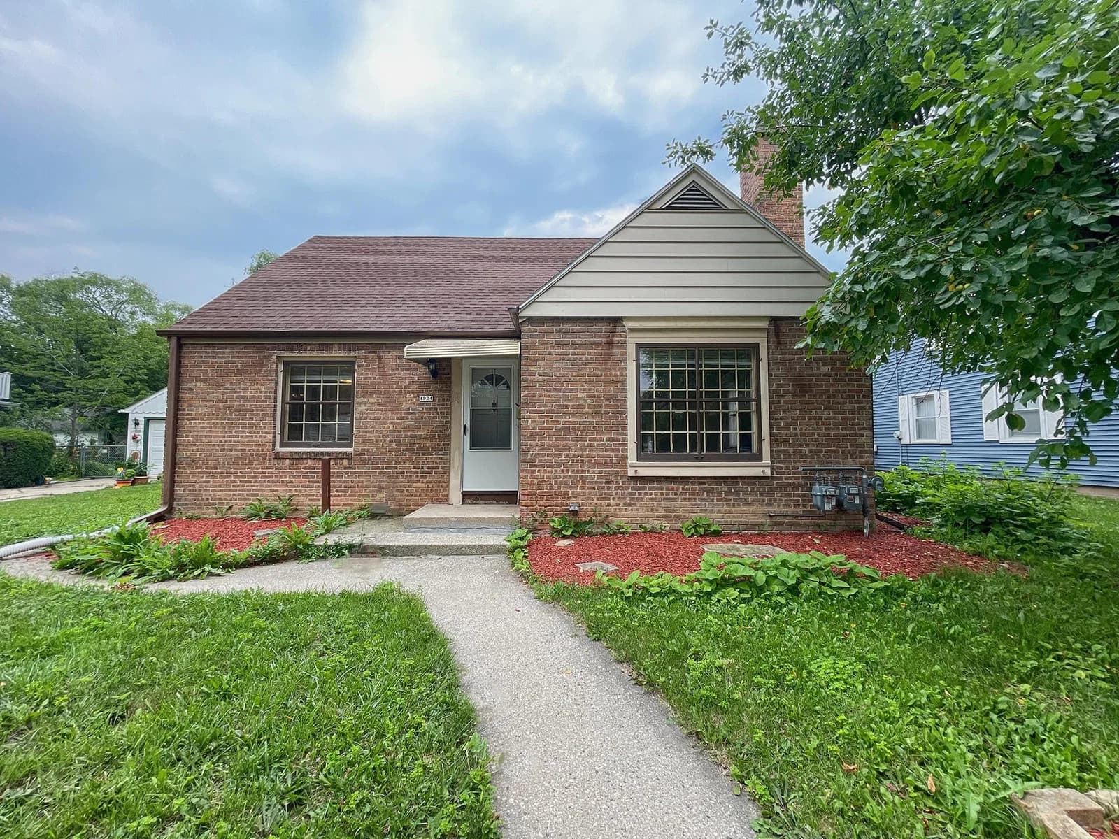 4924 73rd, Milwaukee, WI 53218