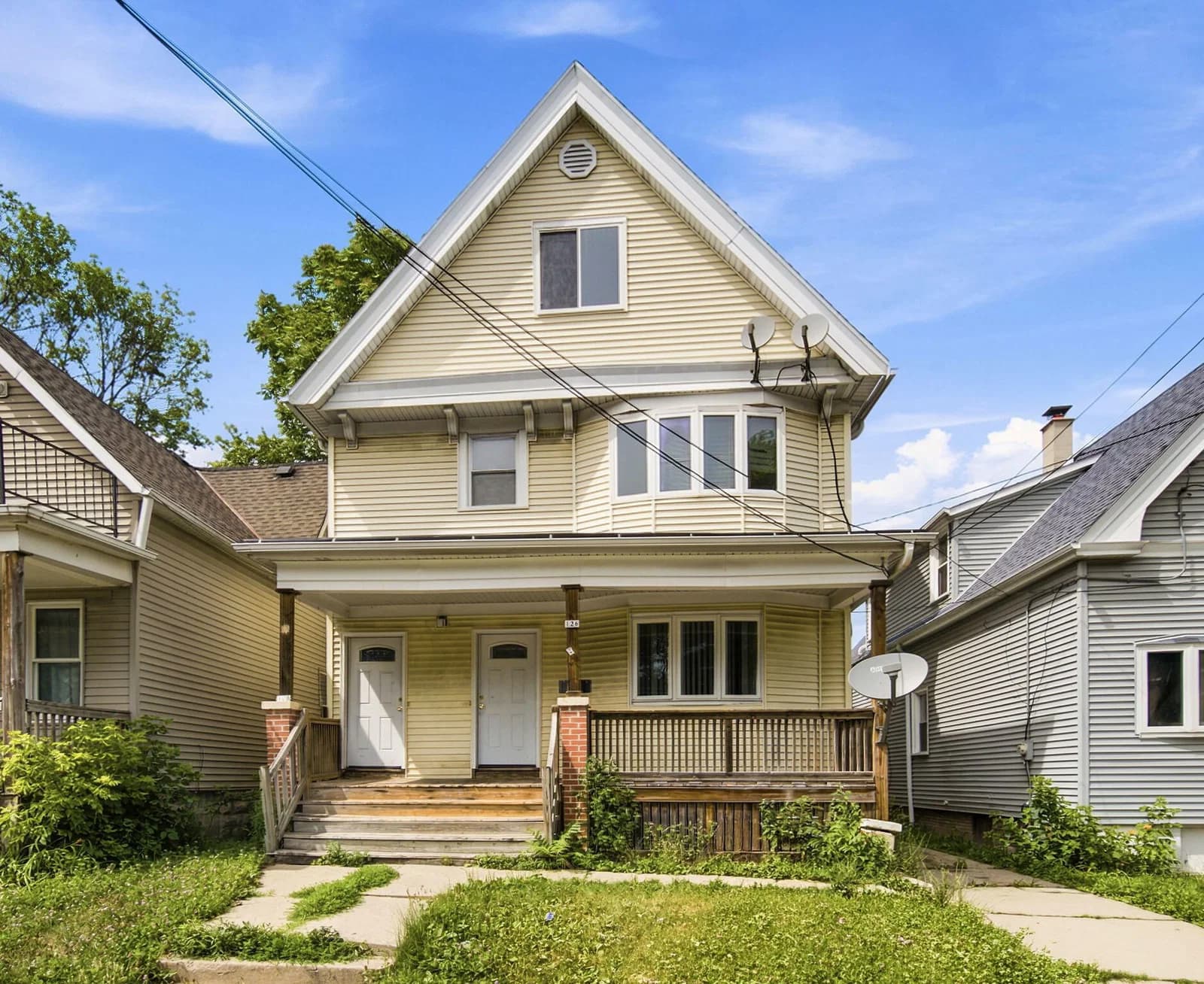 126 Concordia, Milwaukee, WI 53212