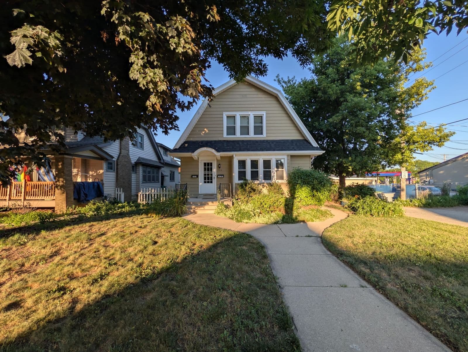 1418 57th, Milwaukee, WI 53208