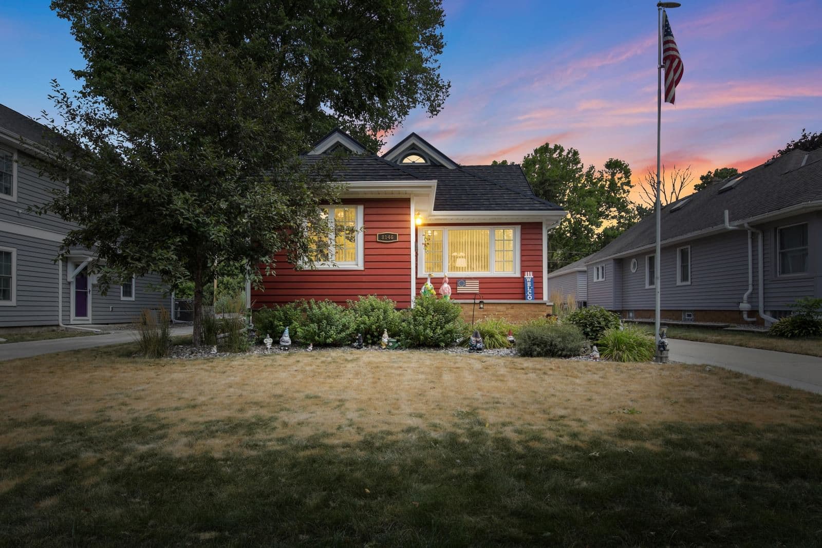 8146 Stickney, Wauwatosa, WI 53213