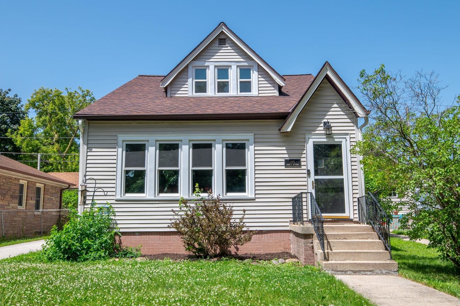 145 70th, Milwaukee, WI 53213