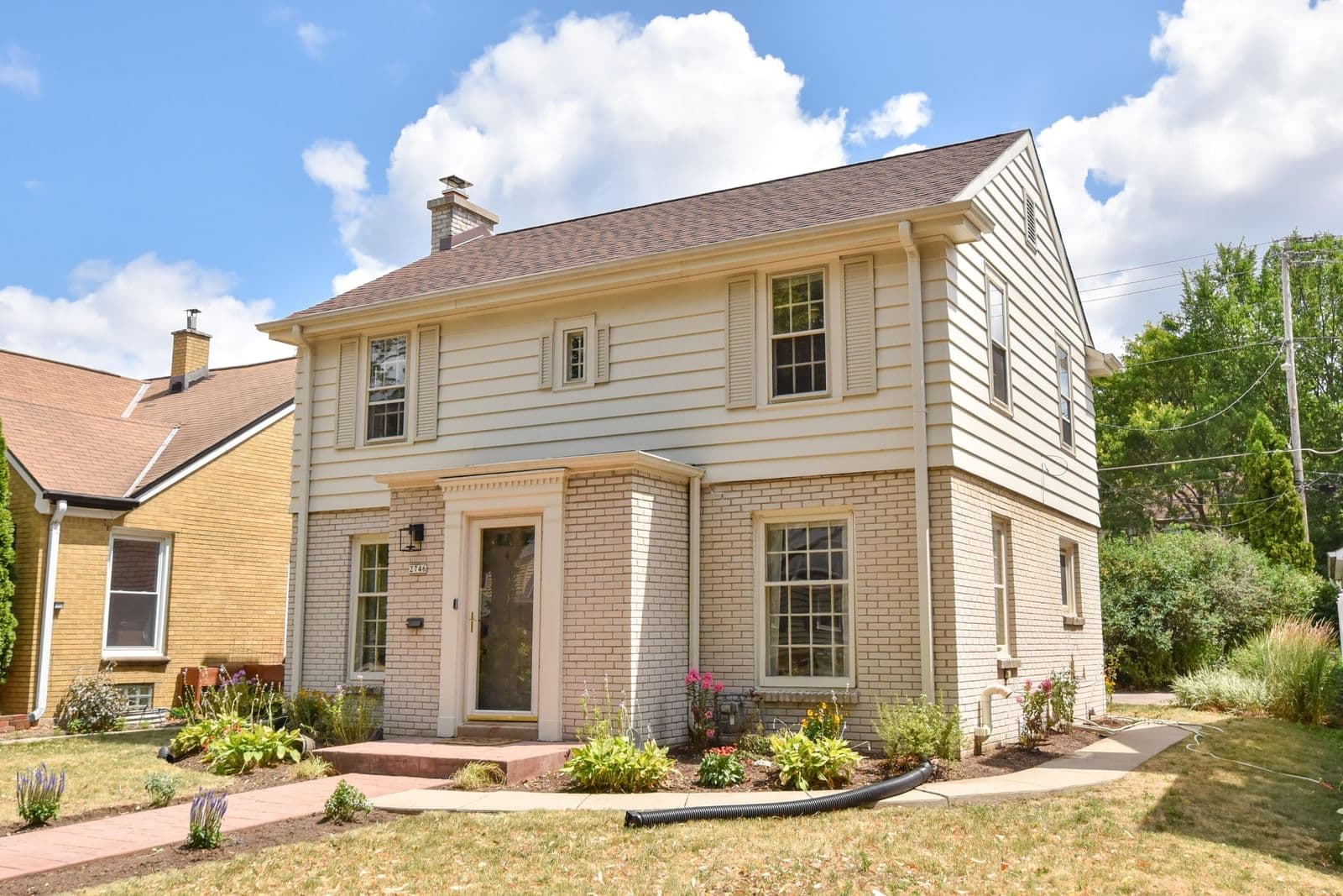 2746 73rd, Wauwatosa, WI 53210