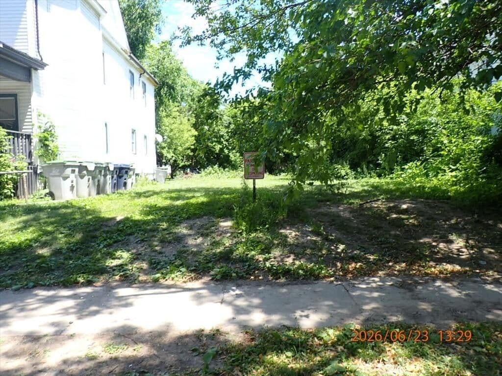 2134 16th, Milwaukee, WI 53205