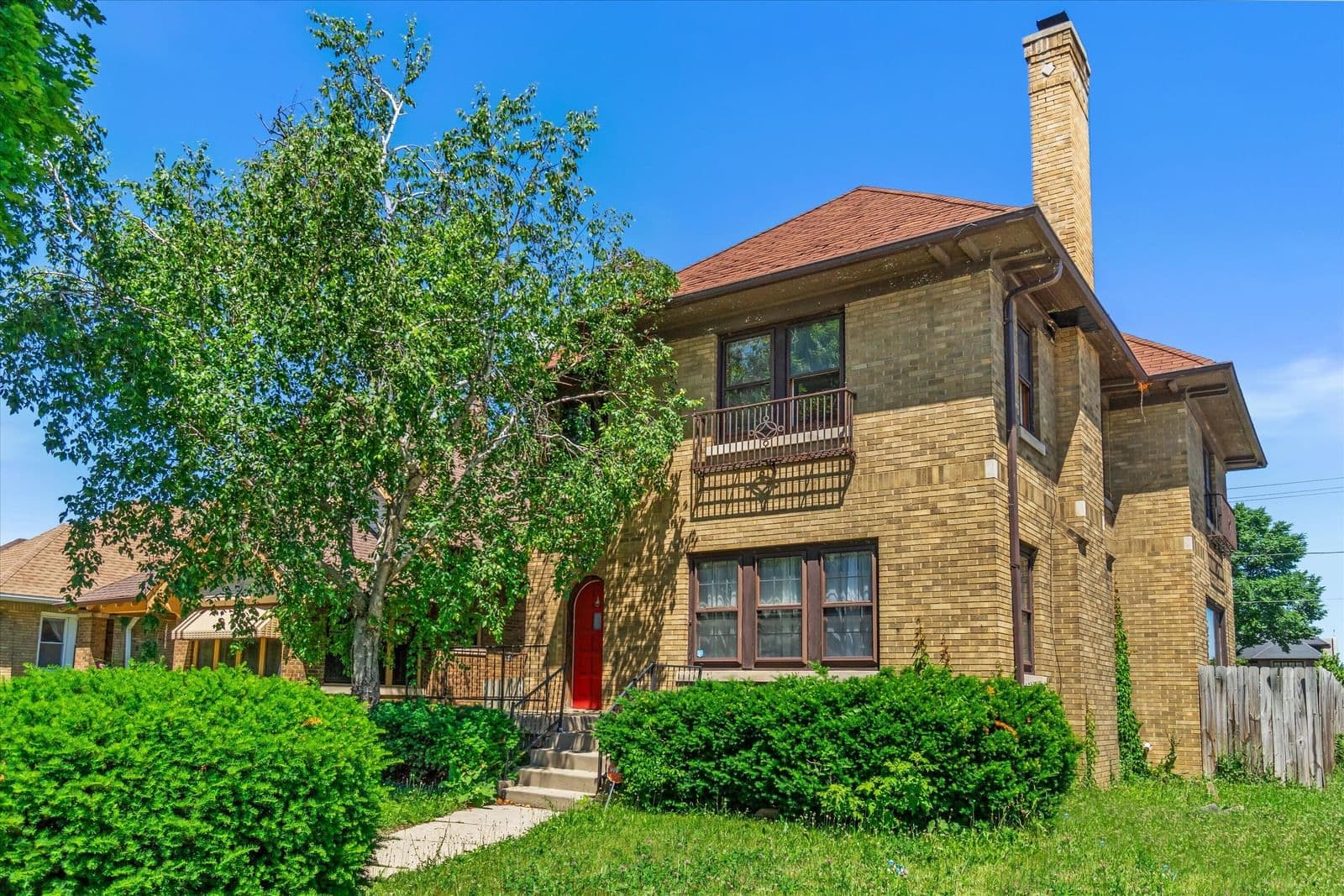 2704 46th, Milwaukee, WI 53210