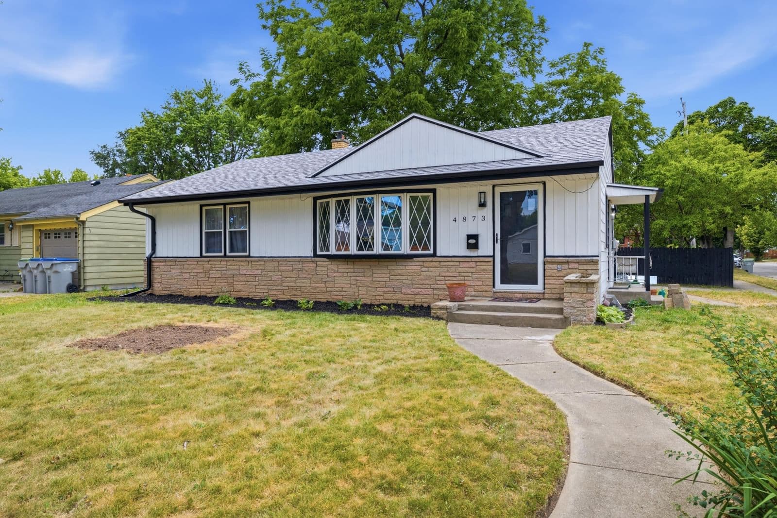 4873 88th, Milwaukee, WI 53225