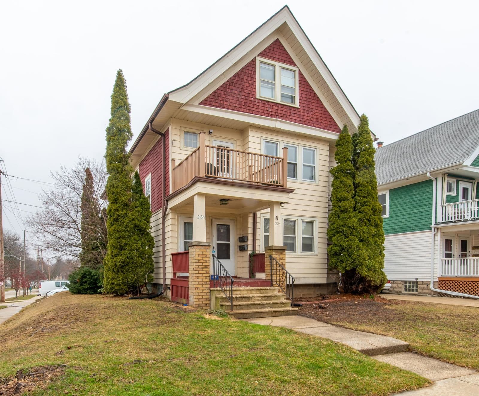 2184 69th, Wauwatosa, WI 53213