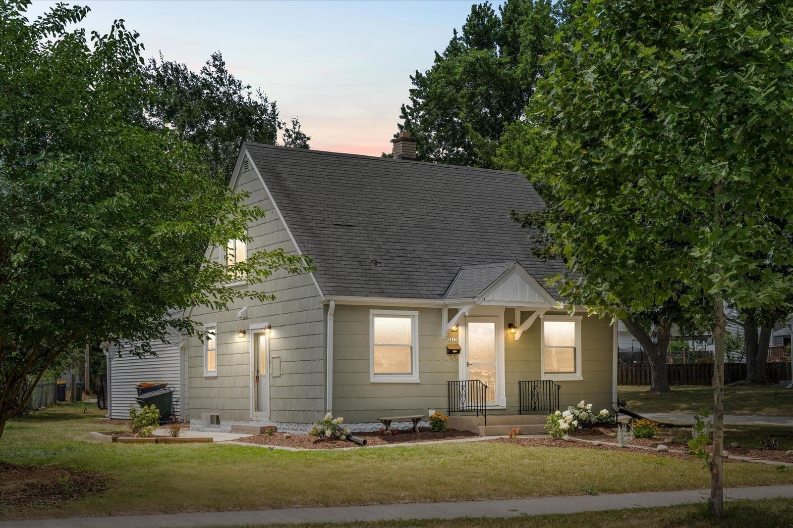 2815 91st, West Allis, WI 53227